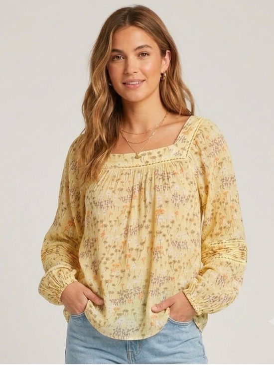LC Lauren Conrad Tops - LC Lauren Conrad blouse size medium